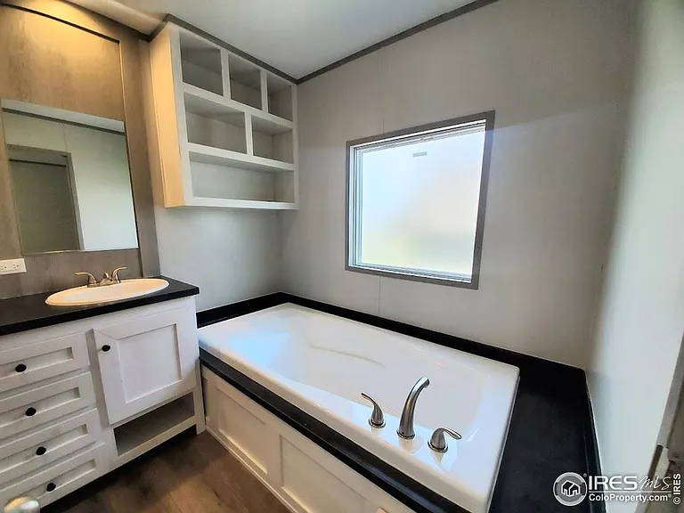 356c1e8c932abe78a9d7cce07488a89f-cc_ft_768