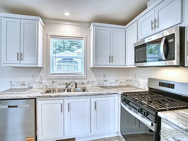 91c7e141ec613505f29b96eb5400e79e-cc_ft_384