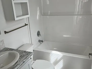 b94fbb5efa74b3a7165bf7309eb87362-cc_ft_384