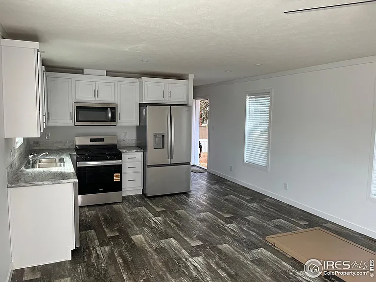 cf2a9711d87bbc6cd61589b1a934a625-cc_ft_768